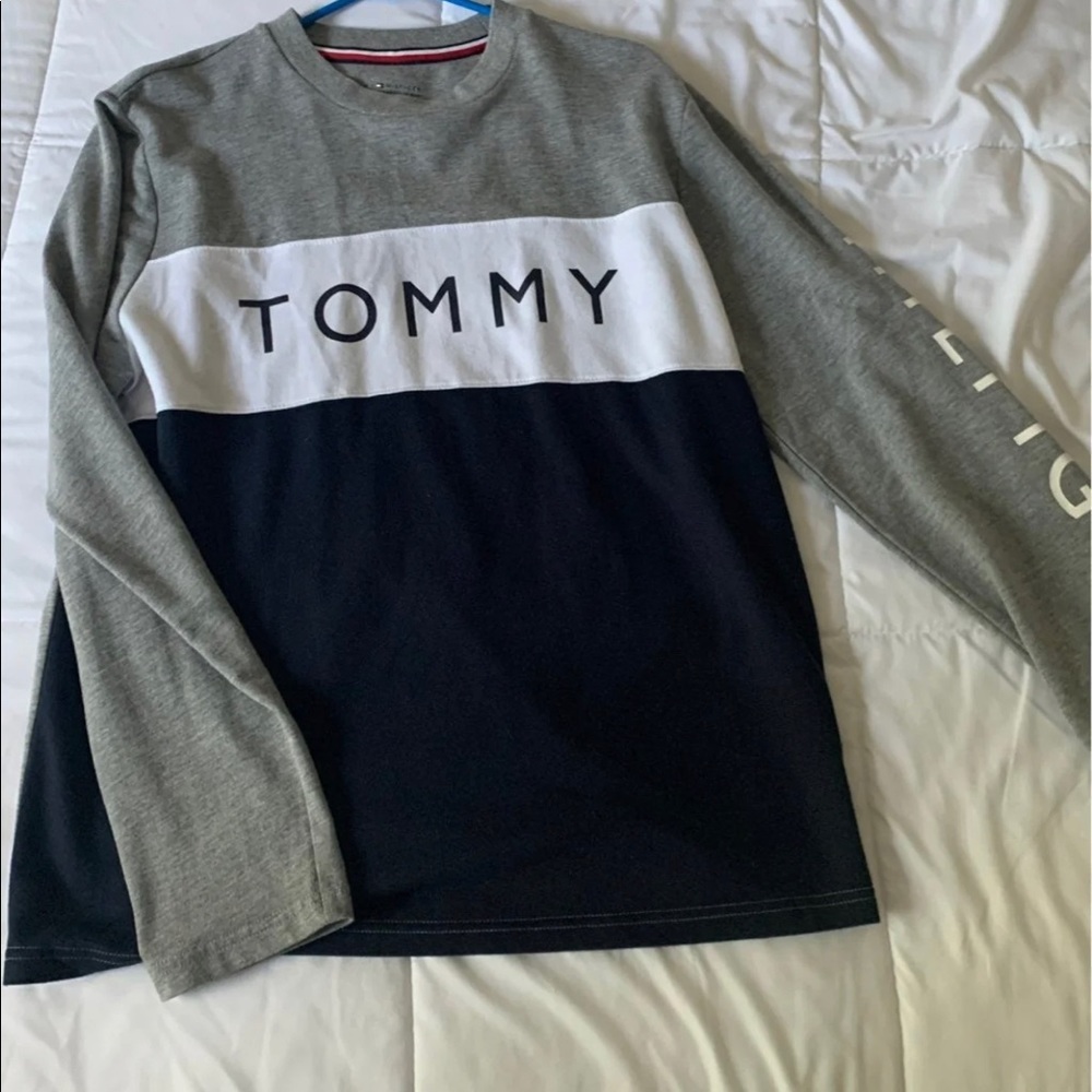 Tommy Hilfiger shirt
